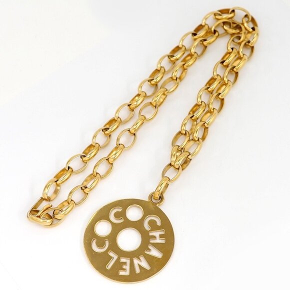 CHANEL COCO Logo Medallion Vintage Necklace 32" Gold Tone Auth #42561 - Picture 1 of 5